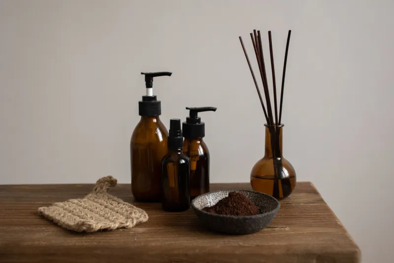 Tu oficina en casa, reinventada: aromas y jabones artesanales españoles para trabajar mejor
